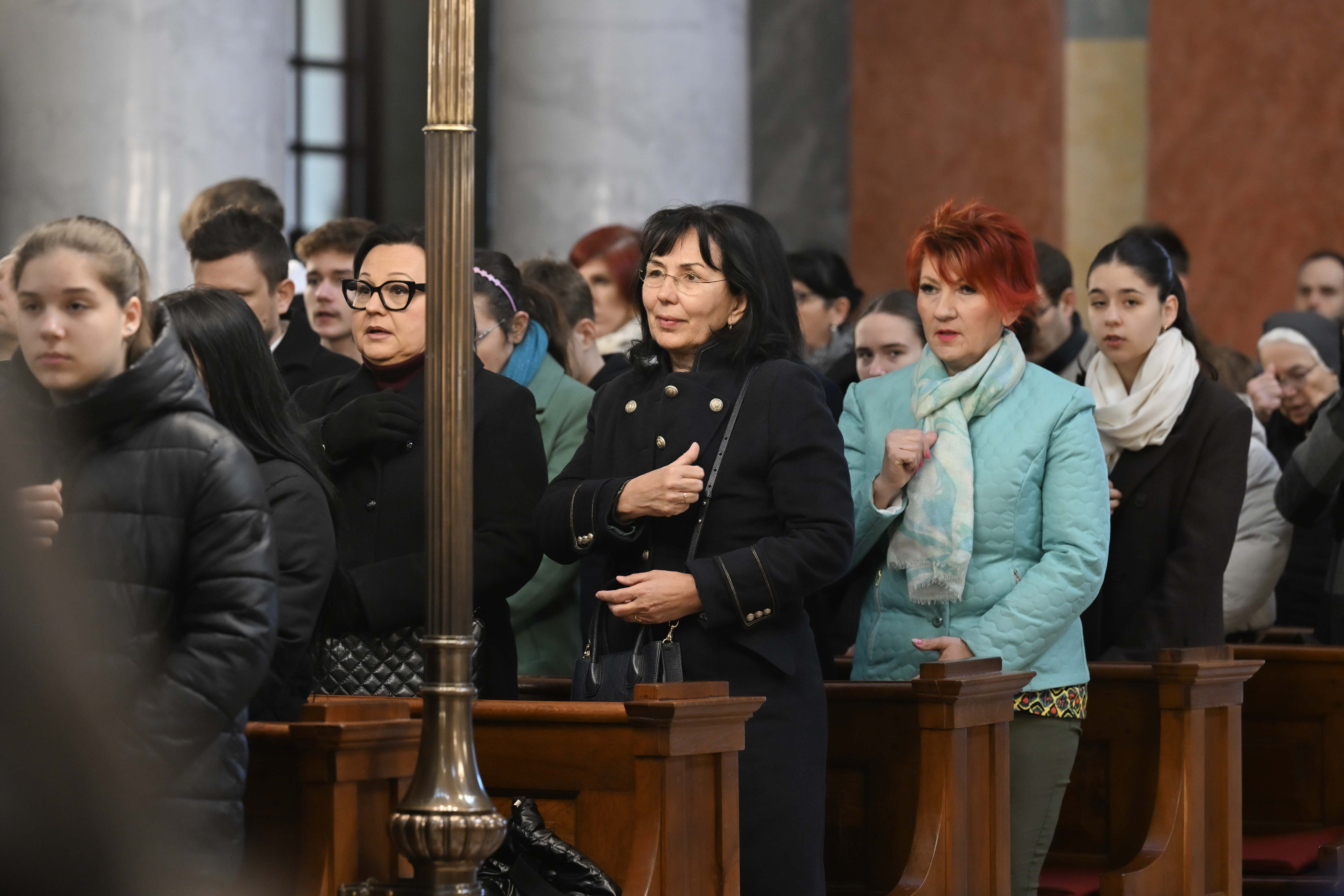 DSC_7363_Érseki Krizmaszentelési szentmise 2026