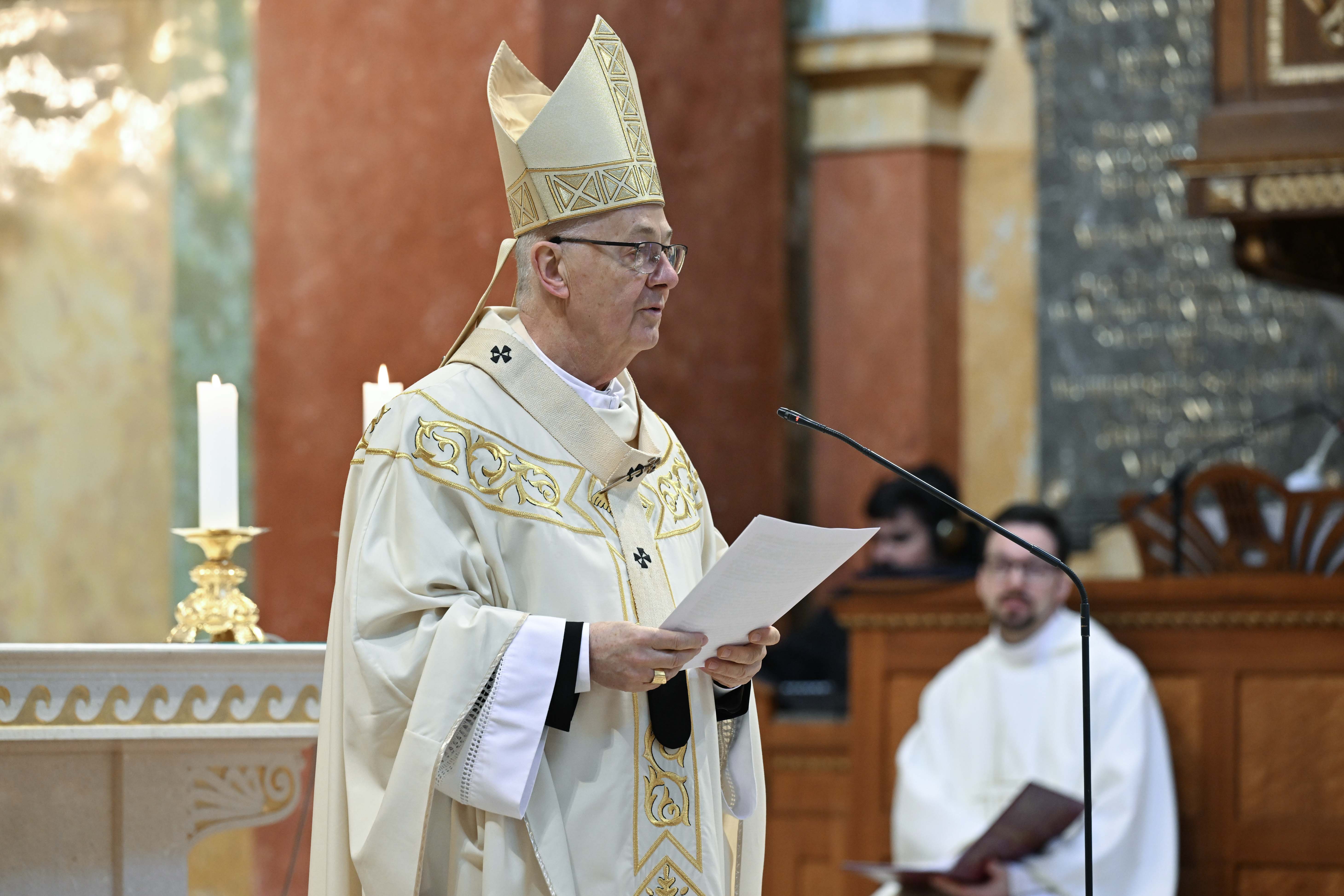 DSC_7405_Érseki Krizmaszentelési szentmise 2026