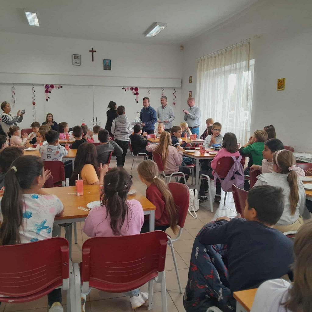 Regionális8