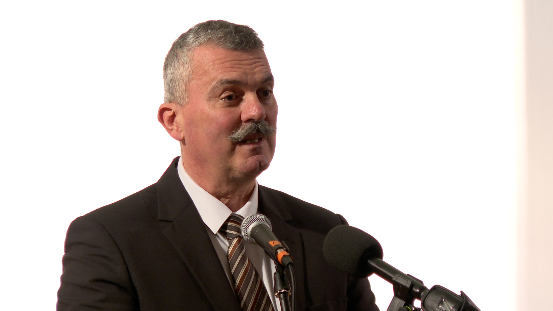 Kenderes_0009_képviselo